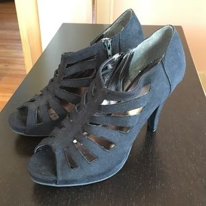 Apt. 9 Size 10 Black Heels